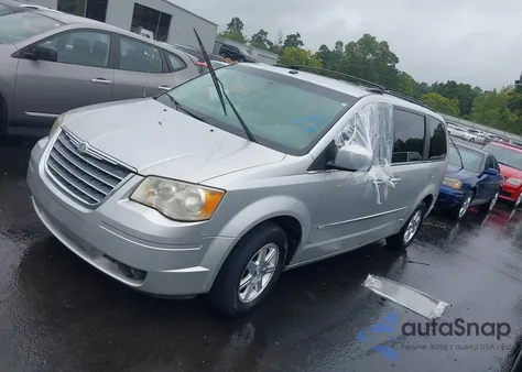 2009 Chrysler Town & Country Touring from USA, damaged, VIN 2A8HR54139R633855